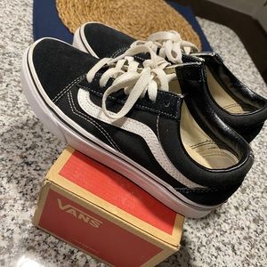 black vans